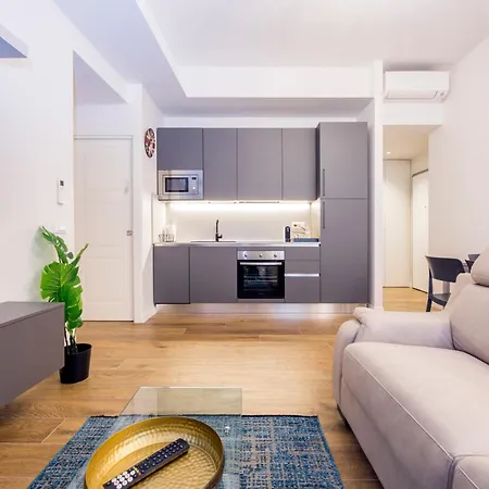 Joivy Chic In Piazza Dante, شقة جنوة