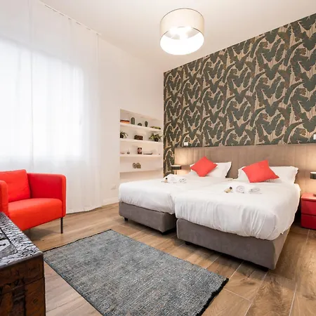 Joivy Chic In Piazza Dante, جنوة