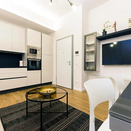 Apartament Joivy Chic In Piazza Dante,
